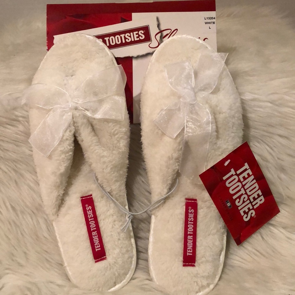 Tender Tootsies Plush Slippers/NWT